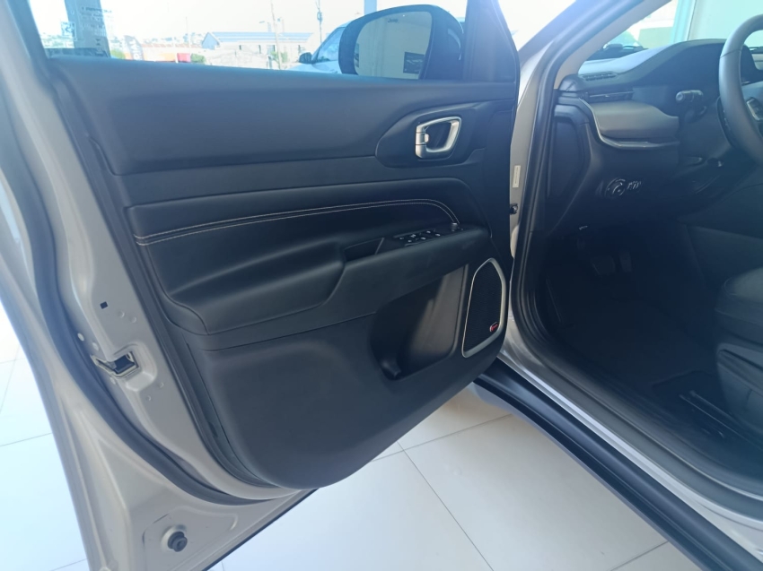 jeep compass 1.3 t270 turbo flex longitude at6 4p automatico 20257
