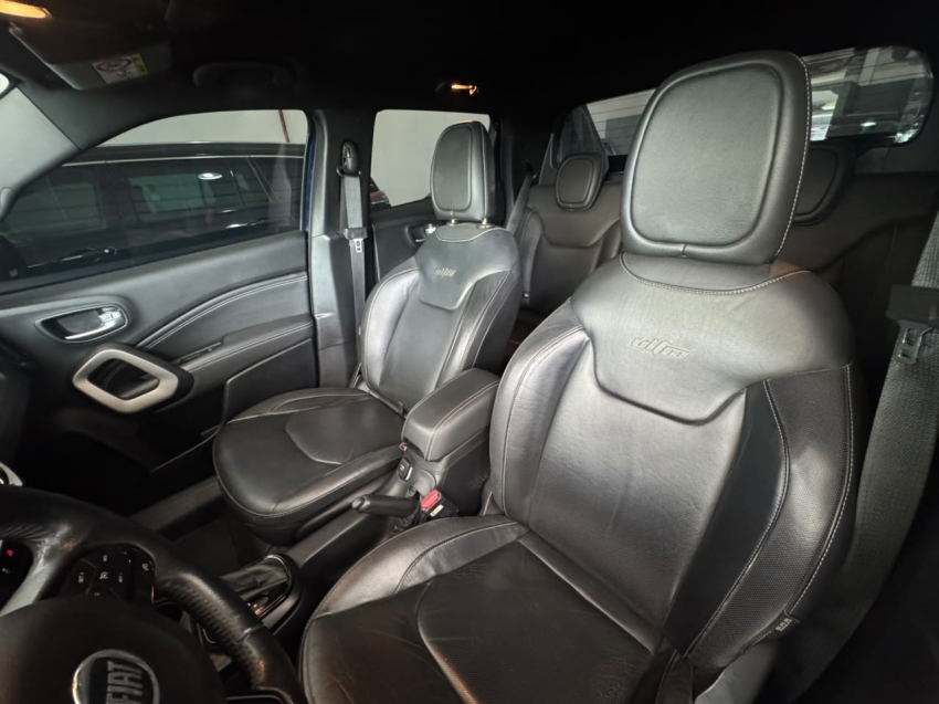 fiat toro 2.0 16v turbo diesel ultra 4wd at9 5p automatico 20217