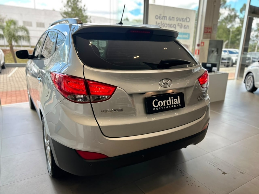 hyundai ix35 2.0 mpfi gls 4x2 16v gasolina 4p automatico 20133