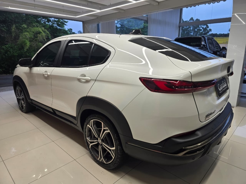 fiat fastback 1.0 turbo 200 hybrid impetus cvt hibrido 4p automatico 20253