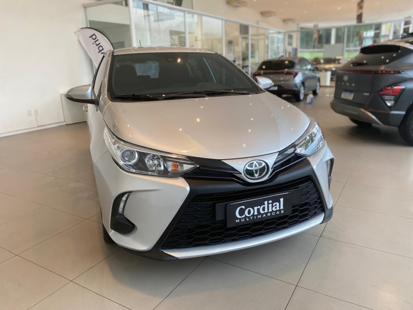 toyota yaris 1.5 16v flex xs connect multidrive 4p automatico 20230