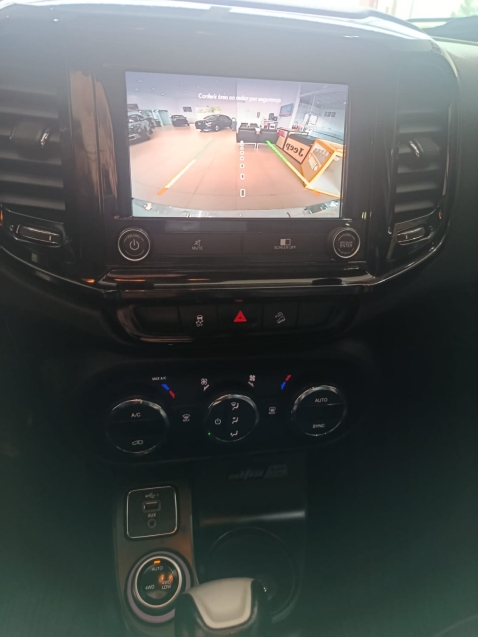 fiat toro 2.0 16v turbo diesel ultra 4wd at9 4p automatico 202110