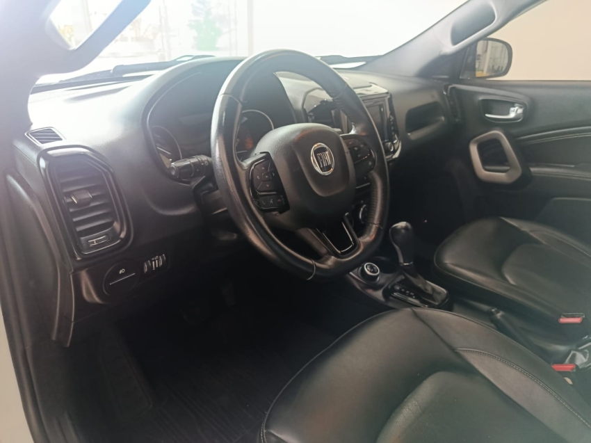 fiat toro 2.0 16v turbo diesel ultra 4wd at9 4p automatico 20218