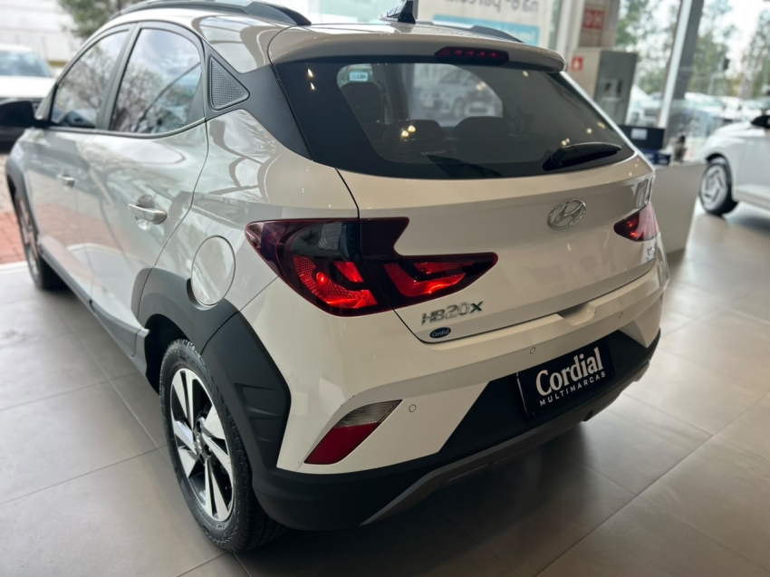 hyundai hb20x 1.6 16v flex evolution automatico 4p 20203