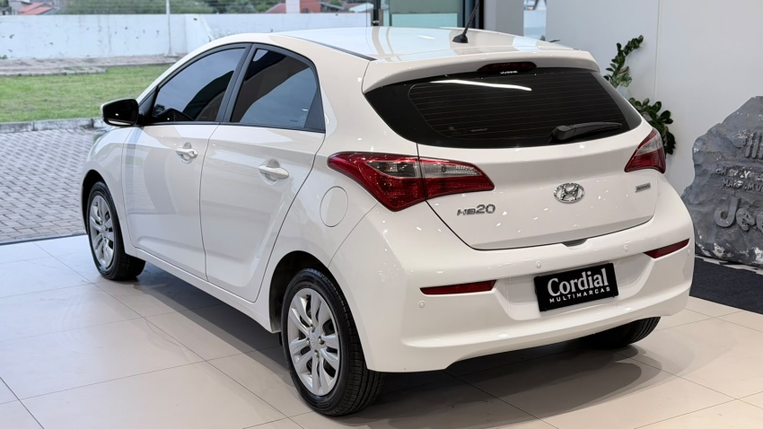hyundai hb20 1.6 comfort plus 16v flex 4p automatico 20165