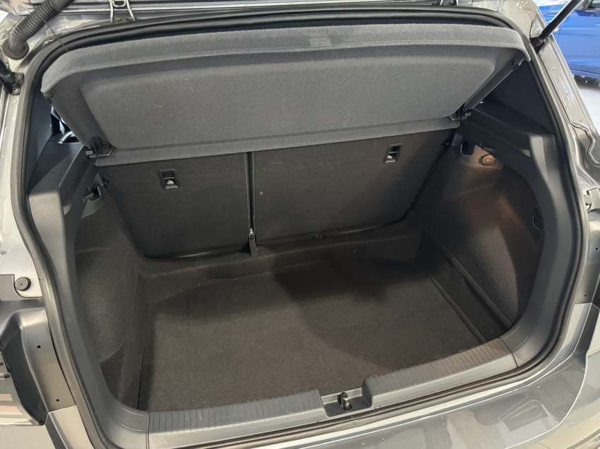 volkswagen t-cross 1.0 200 tsi total flex comfortline automatico 4p 2022