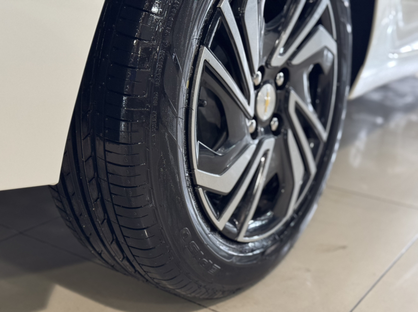 chevrolet onix 1.0 turbo flex plus lt automatico 4p 2024