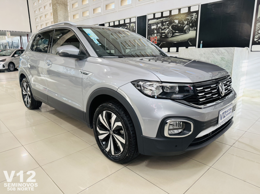 volkswagen t-cross highline.