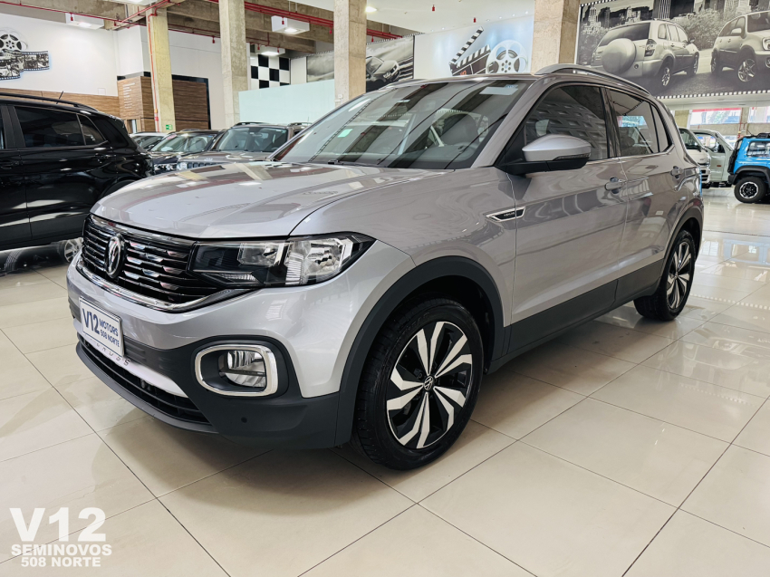 volkswagen t-cross highline.