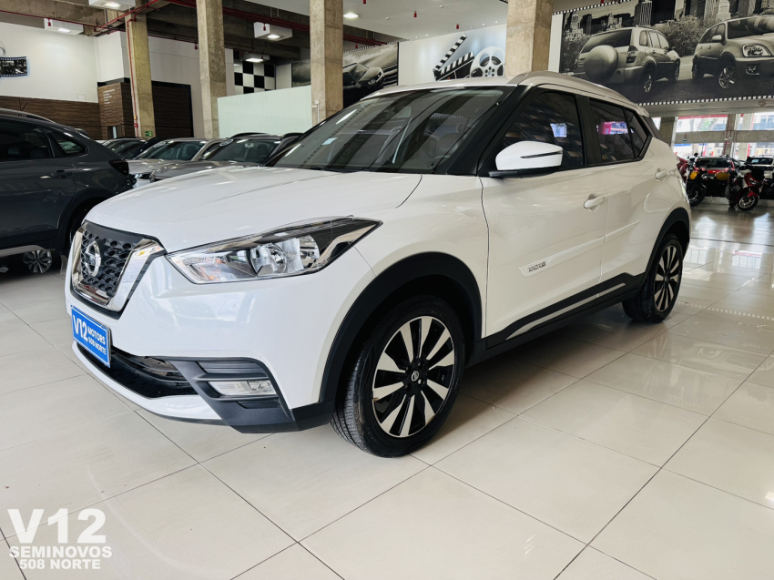 nissan kicks sv
