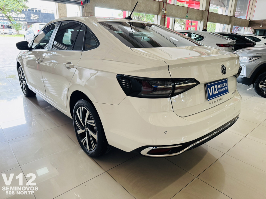 volkswagen virtus highline.
