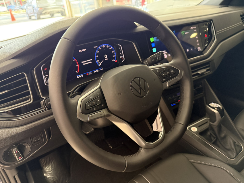 volkswagen nivus highline.