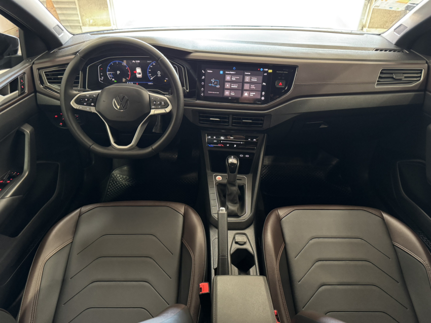 volkswagen virtus highline.