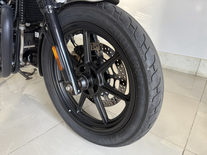 royal enfield interceptor 650 barcelona blue gasolina manual 2024