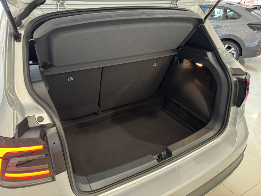 volkswagen t-cross 1.0 200 tsi total flex comfortline automatico 4p 2023