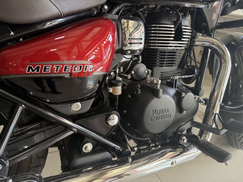 royal enfield meteor 350 supernova red gasolina manual 2024