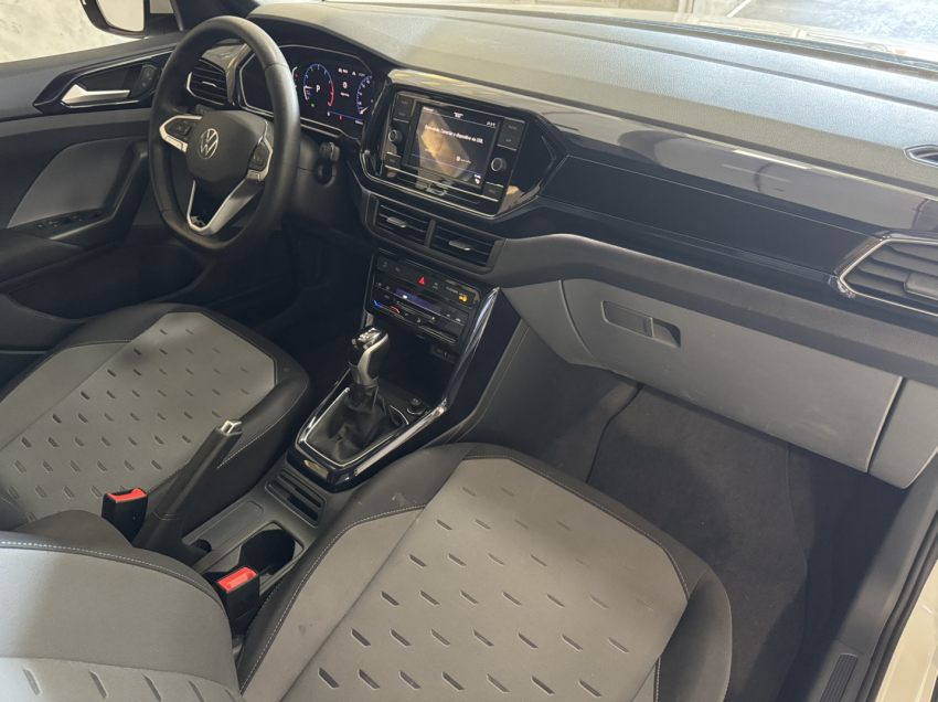 volkswagen t-cross 1.0 200 tsi total flex comfortline automatico 4p 2023