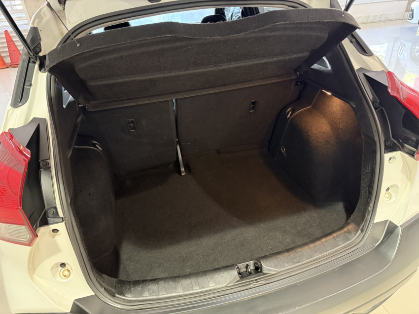 nissan kicks s