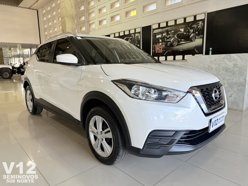 nissan kicks s