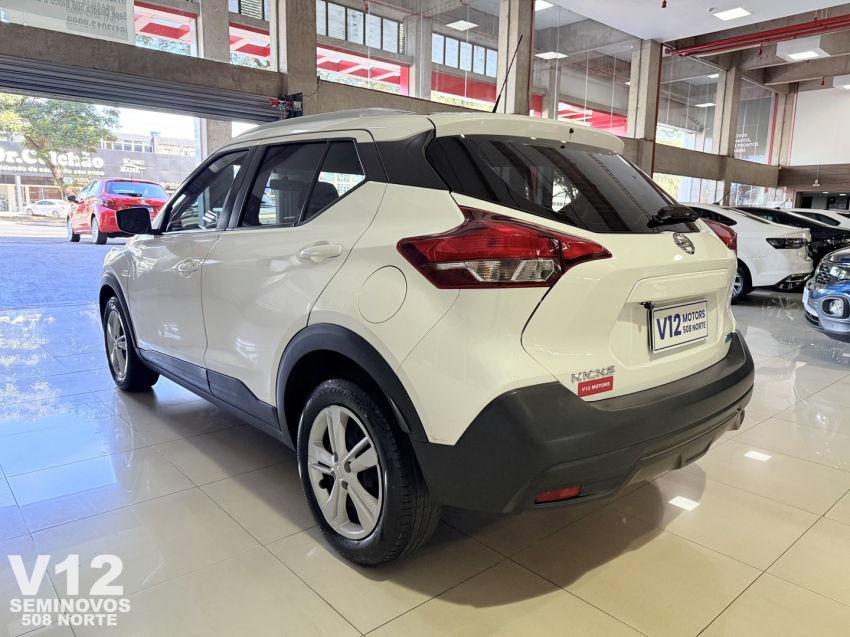 nissan kicks s