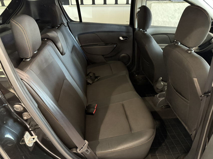 renault sandero 1.6 16v sce flex stepway manual 4p 2017
