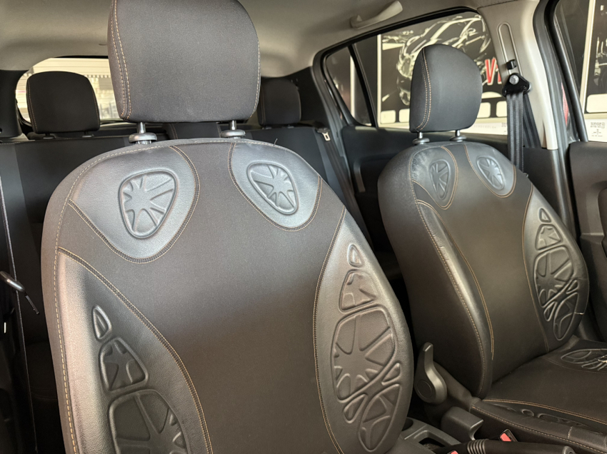 renault sandero 1.6 16v sce flex stepway manual 4p 2017