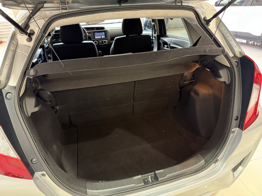 honda fit 1.5 lx 16v flex 4p automatico 2017