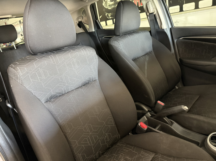 honda fit 1.5 lx 16v flex 4p automatico 2017