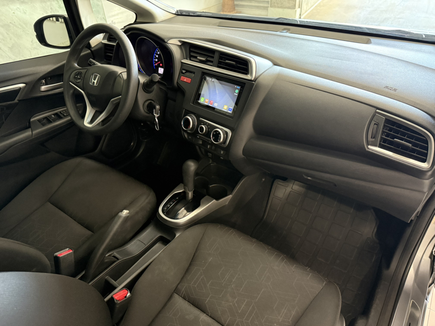 honda fit 1.5 lx 16v flex 4p automatico 2017