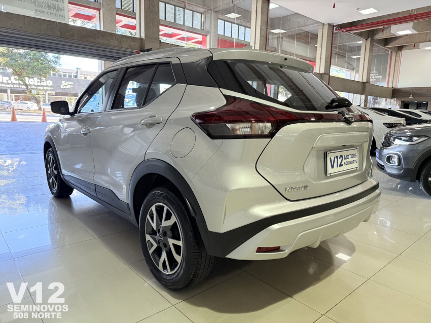nissan kicks 1.6 16v flexstart sense xtronic flex 4p automatico 2024
