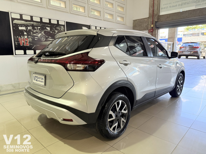 nissan kicks 1.6 16v flexstart sense xtronic flex 4p automatico 2024