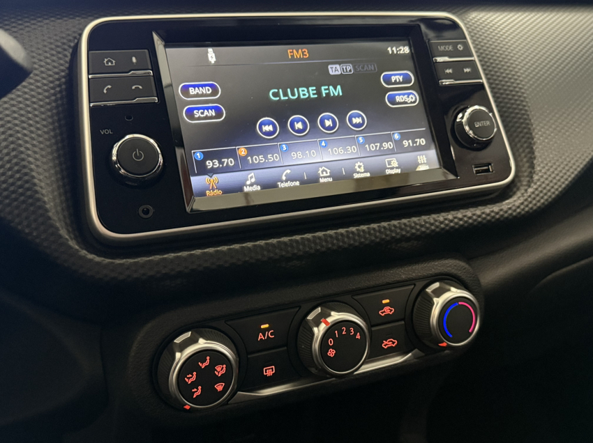 nissan kicks 1.6 16v flexstart sense xtronic flex 4p automatico 2024