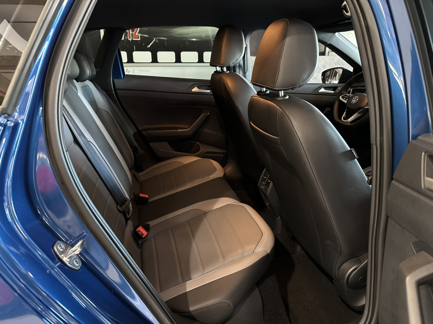volkswagen nivus 1.0 200 tsi total flex highline automatico 4p 2024