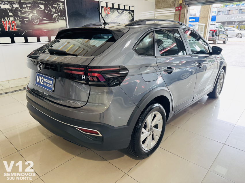 volkswagen nivus comfortline.