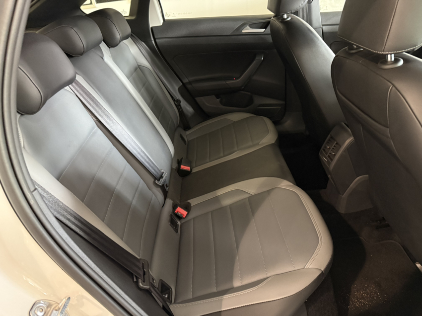 volkswagen nivus highline