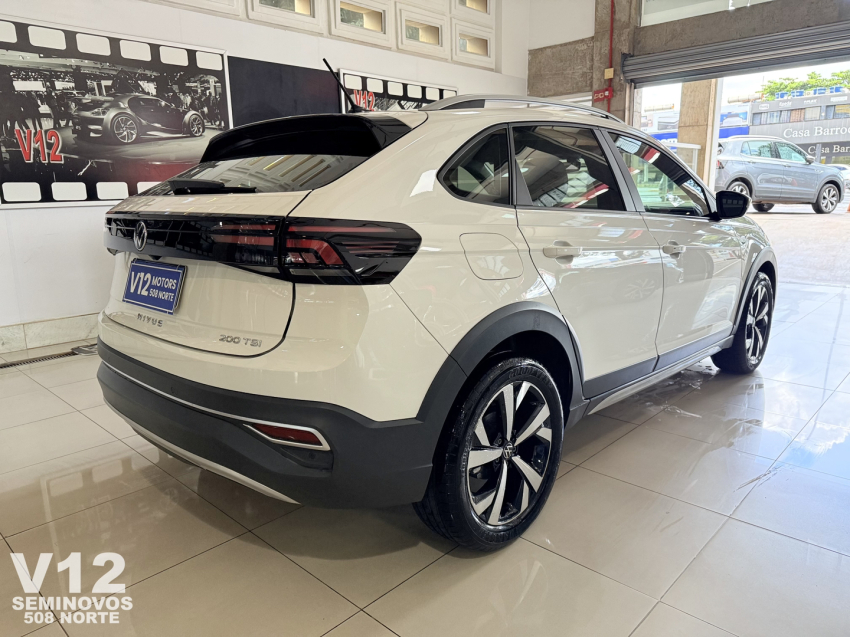 volkswagen nivus highline