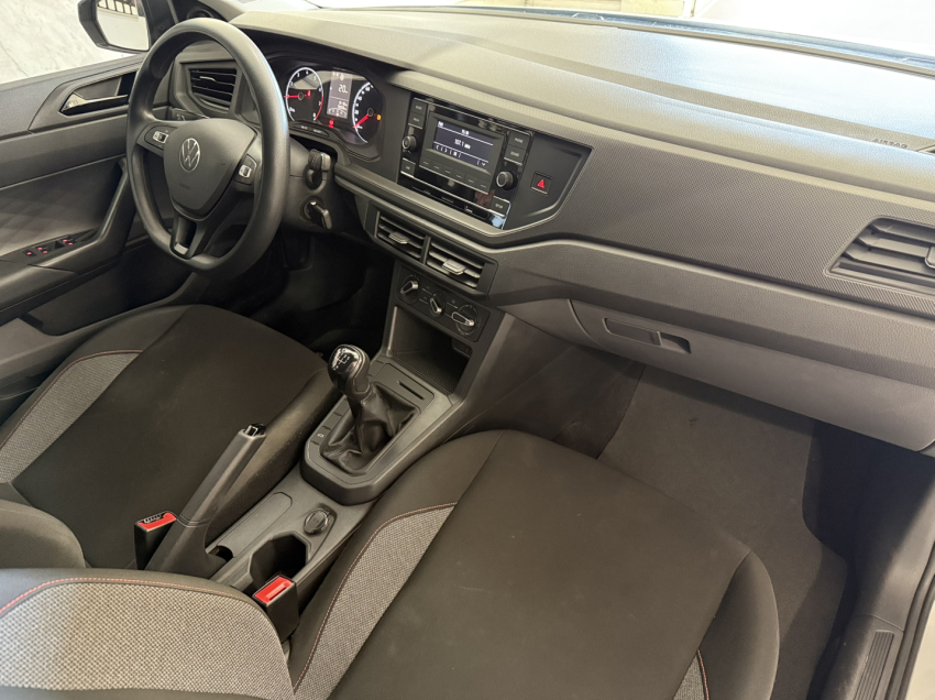 volkswagen polo track.