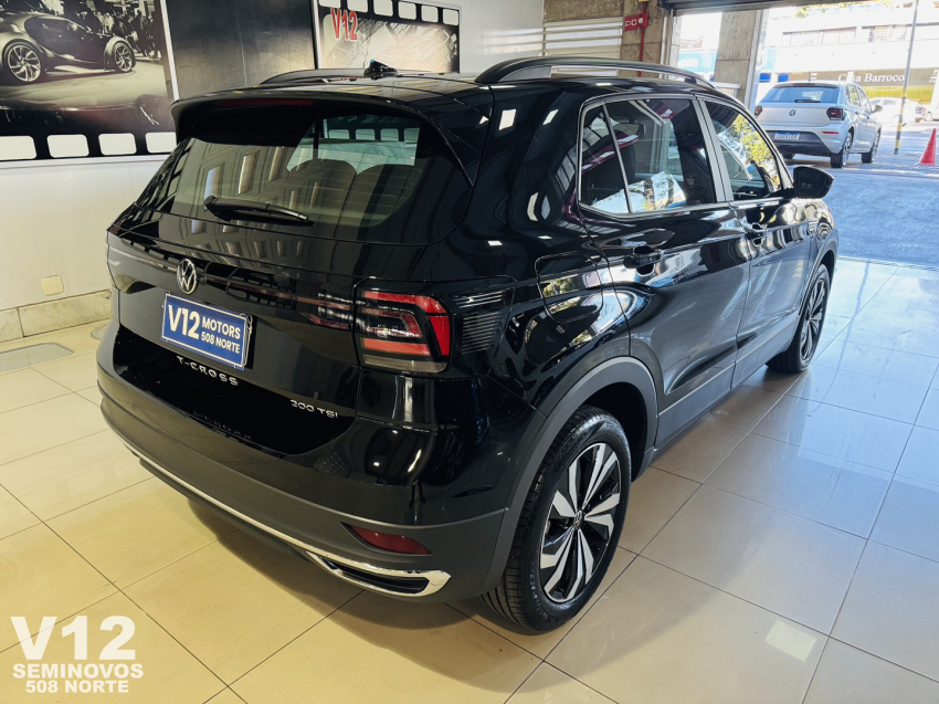 volkswagen t-cross 1.0 200 tsi total flex comfortline automatico.