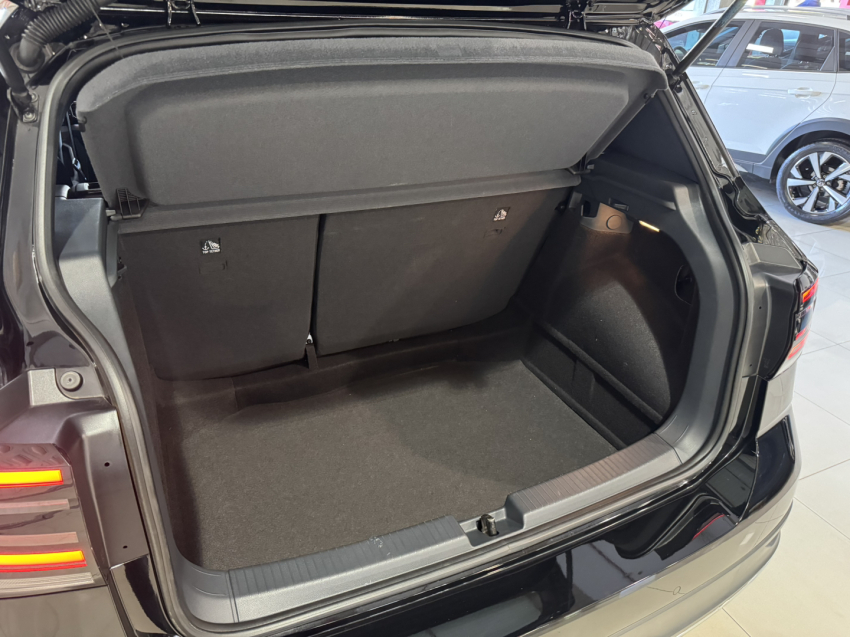 volkswagen t-cross 1.0 200 tsi total flex comfortline automatico.