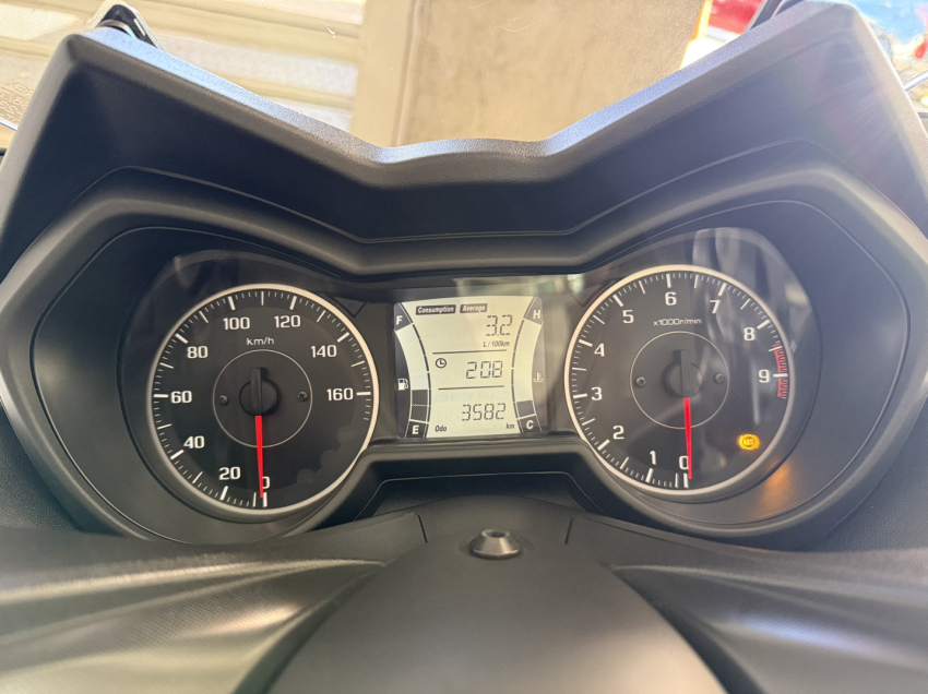 yamaha xmax abs 250 gasolina automatico 2023
