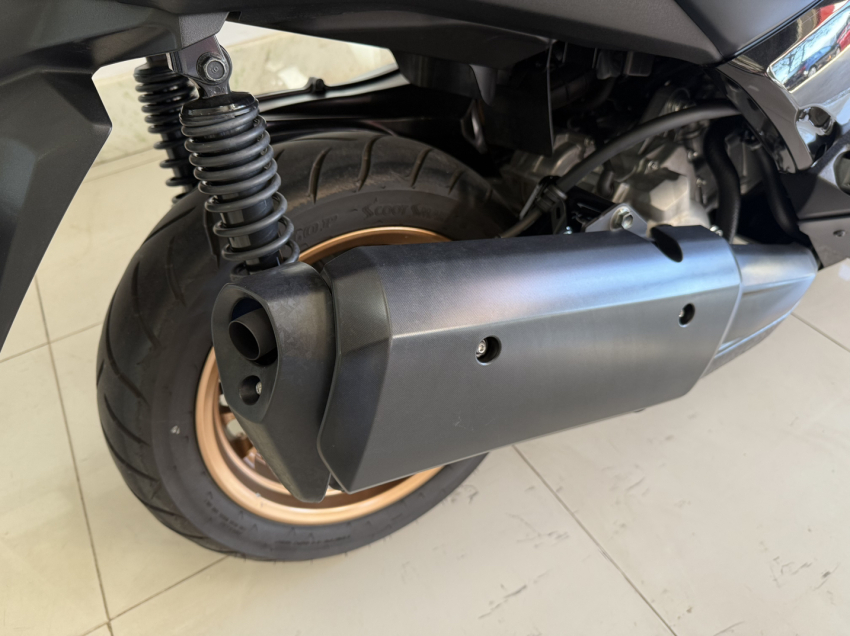 yamaha xmax abs 250 gasolina automatico 2023