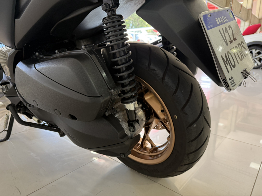 yamaha xmax abs 250 gasolina automatico 2023