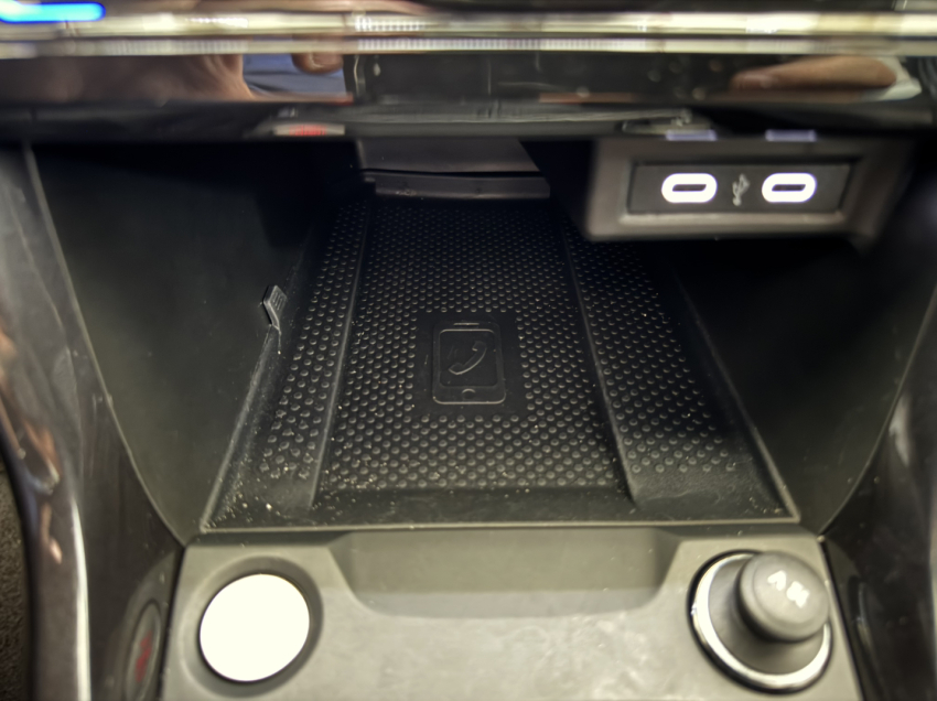 volkswagen t-cross highline.