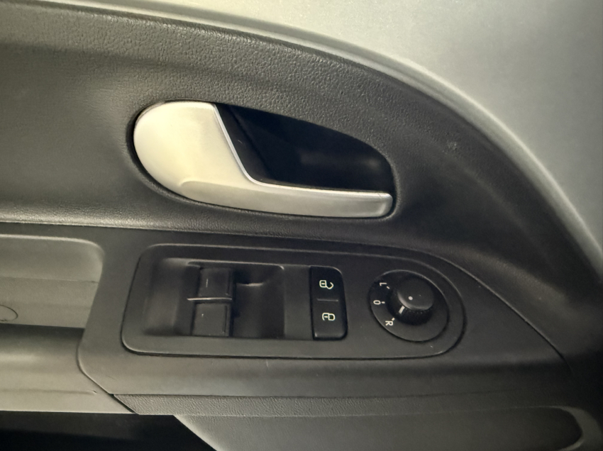 volkswagen up move tsi