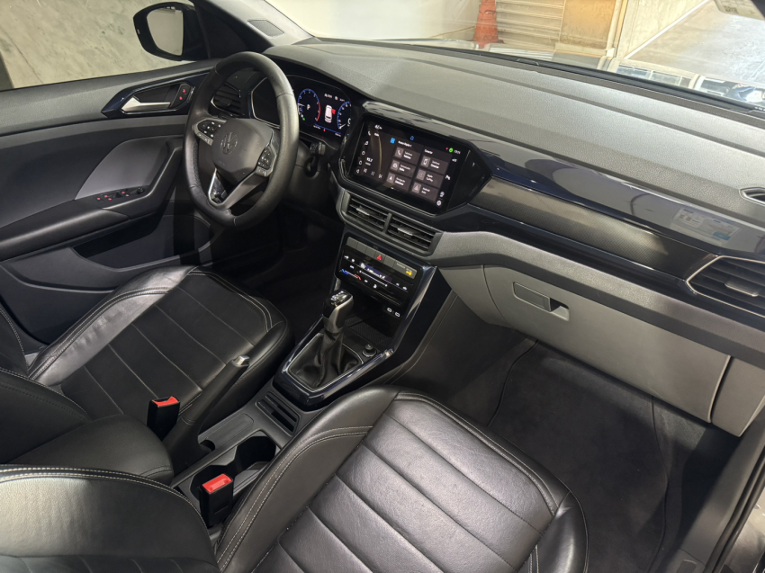volkswagen t-cross 1.0 200 tsi total flex comfortline automatico 4p 2024