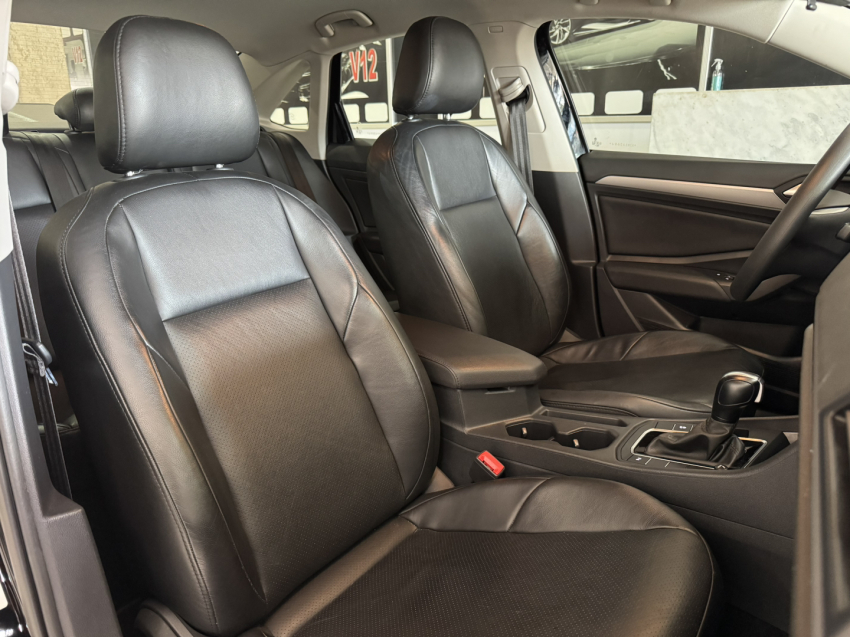 volkswagen jetta 1.4 250 tsi total flex tiptronic 4p automatico 2019