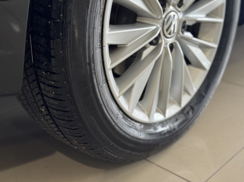 volkswagen jetta 1.4 250 tsi total flex tiptronic 4p automatico 2019