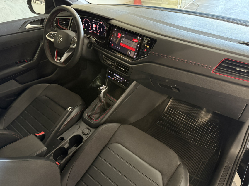 volkswagen polo 1.4 250 tsi gts automatico.