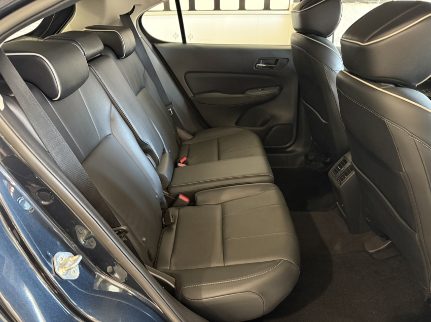 honda city 1.5 i-vtec flex hatch touring cvt 4p automatico 2024