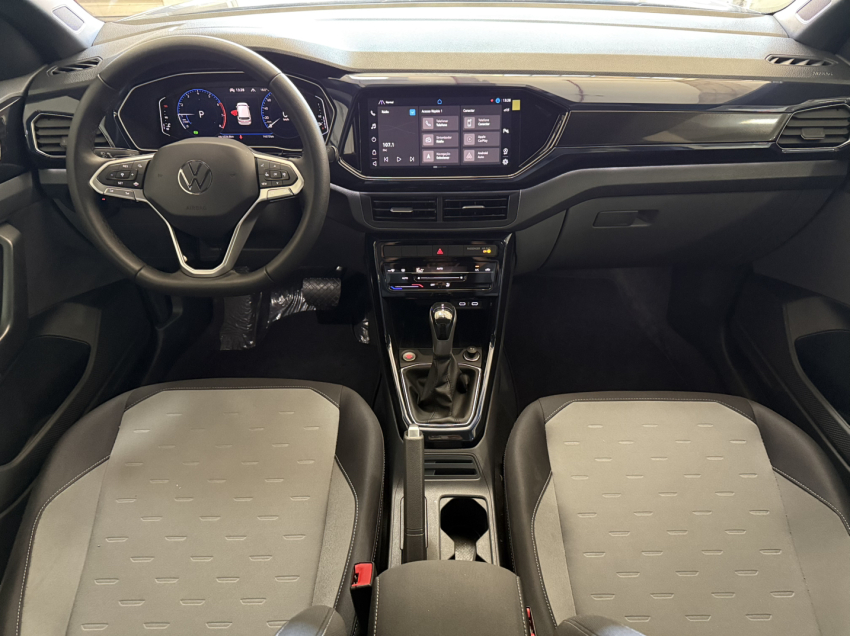 volkswagen t-cross 1.0 200 tsi total flex comfortline automatico 4p 2024